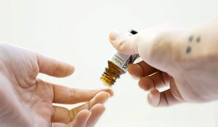 aceite para los hongos de las u&ntilde;as