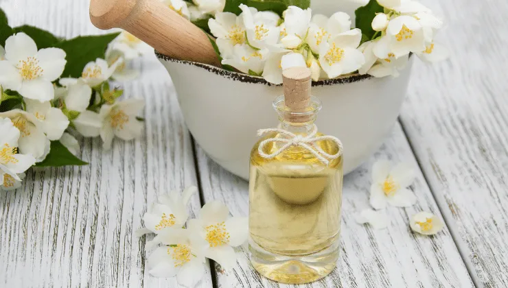 Beneficios del aceite de jazmin